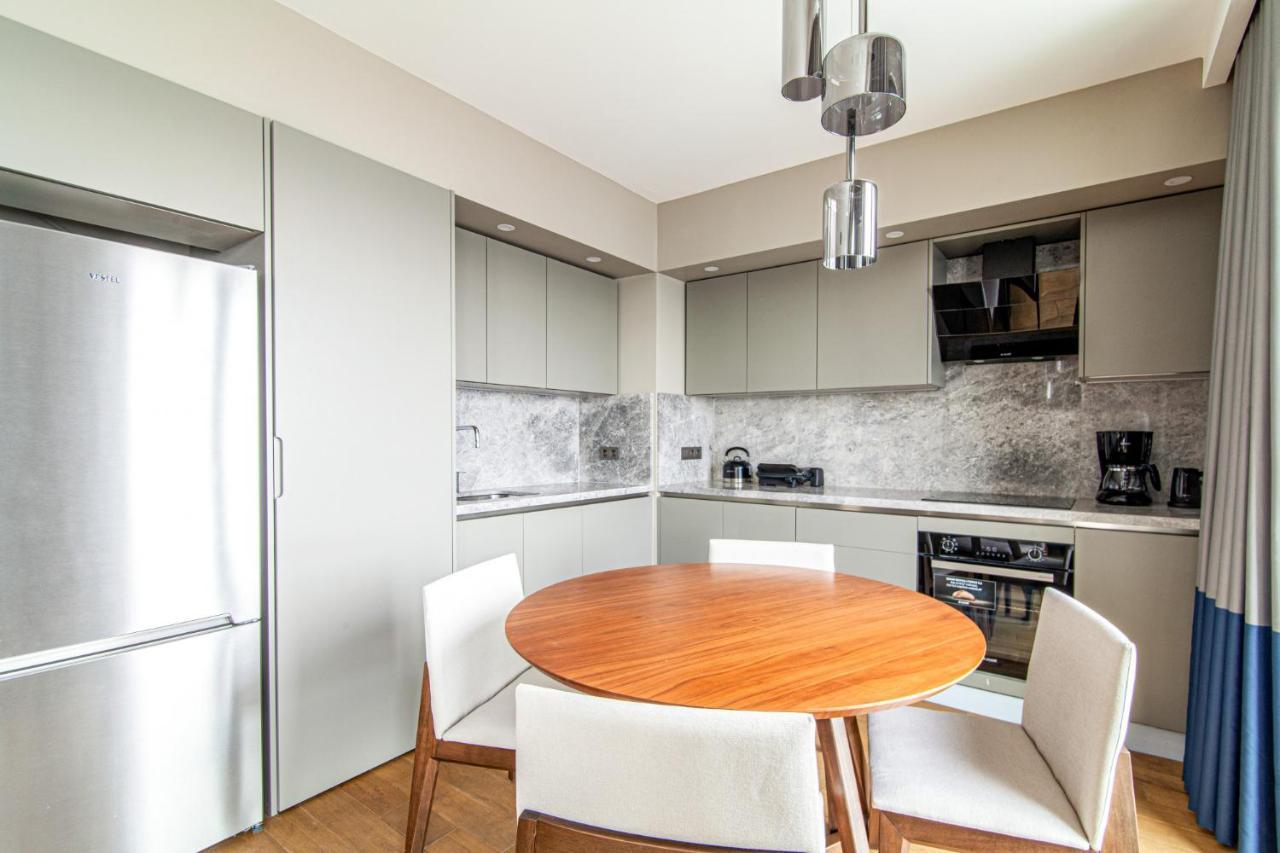 Flat With Panoramic Bosphorus View In Cihangir Estambul Exterior foto