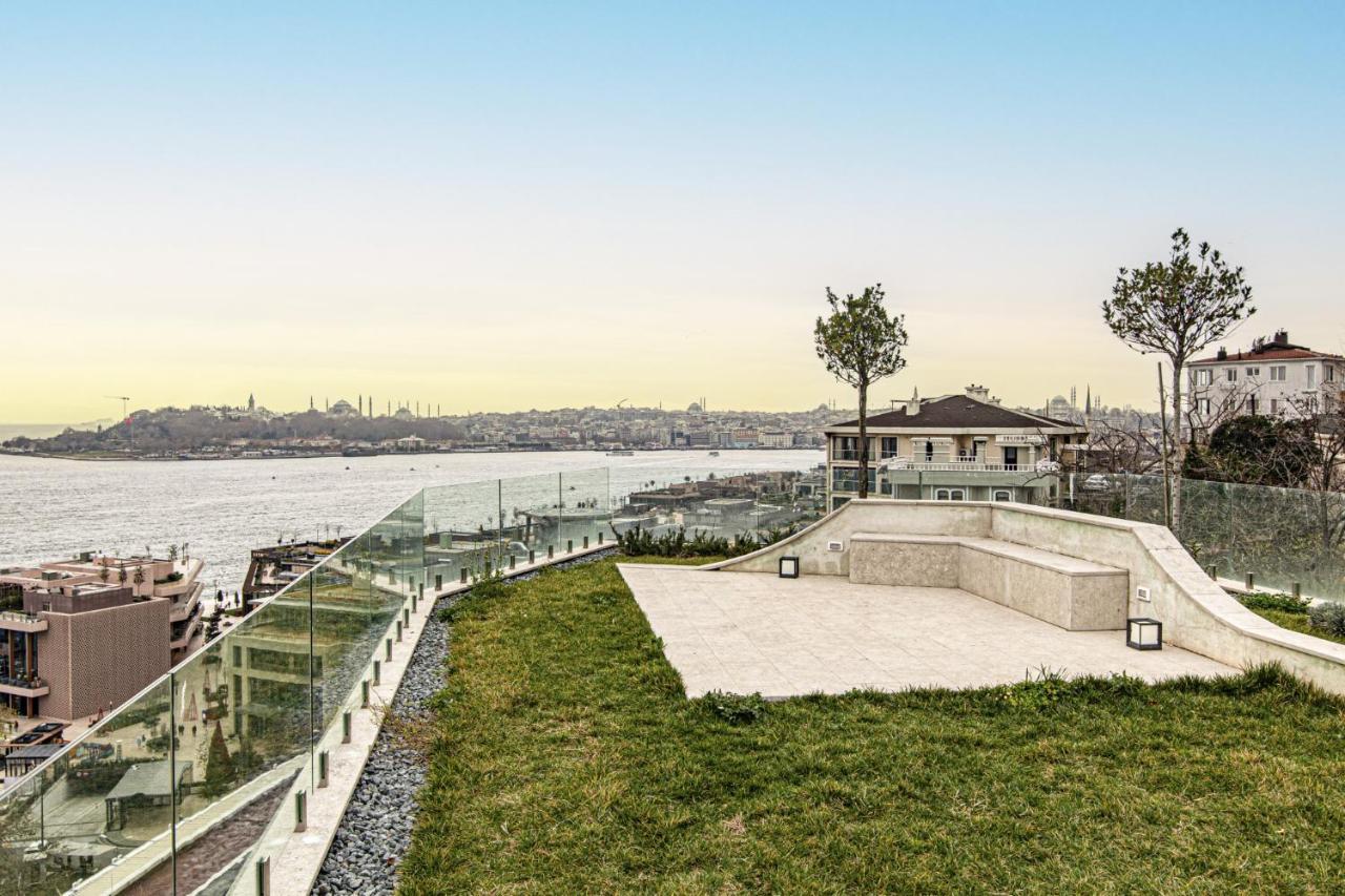 Flat With Panoramic Bosphorus View In Cihangir Estambul Exterior foto